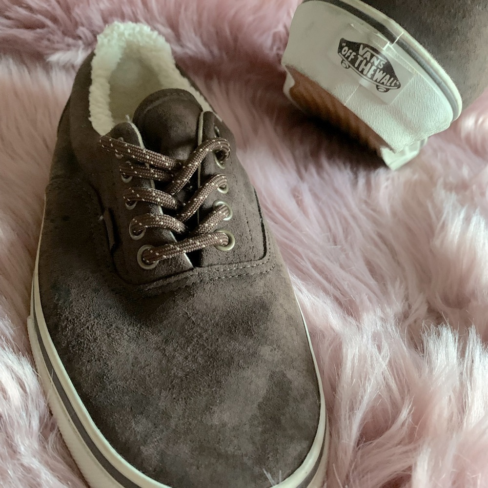 Suede Vans Faux Fur Lining Size 8